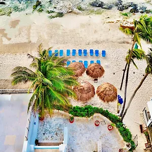 *** Hotel Pelicano - Beachfront Mexico
