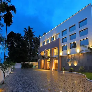 San Hotel Kollam